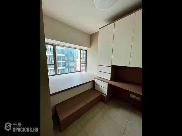 Wan Chai - The Zenith Phase 1 Block 2 05
