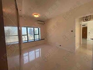 Mid Levels West - 80 Robinson Road 02