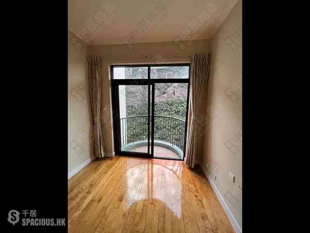 Mid Levels Central - Scenecliff Block 2 02