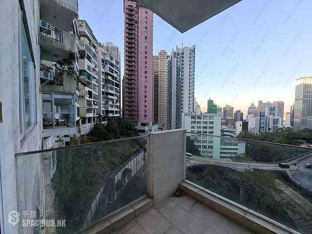 Mid Levels Central - Robinson Garden Apartments 02