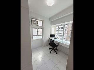 Wan Chai - Lok Moon Mansion 15