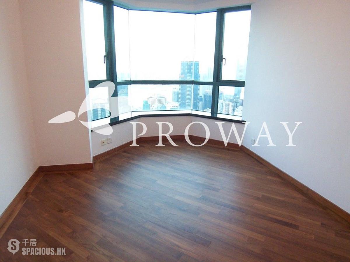 Mid Levels West - 80 Robinson Road 01