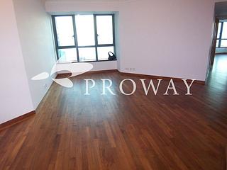 Mid Levels West - 80 Robinson Road 03