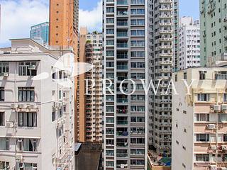 Happy Valley - The Aster (Resiglow) 02