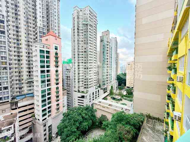 Mid Levels Central - Panorama 04