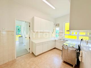 Mid Levels Central - Panorama 15
