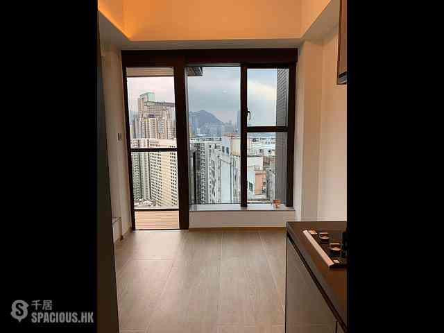 North Point - One Prestige 01