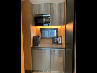 North Point - One Prestige 04