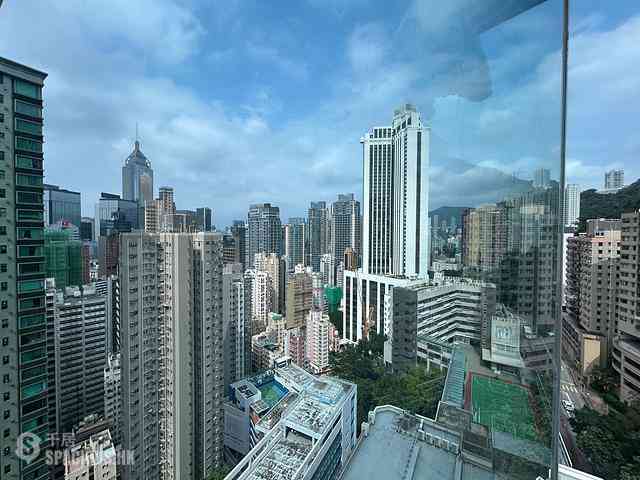 Wan Chai - Royal Court 10