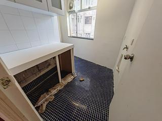 Soho - 52, Elgin Street 03