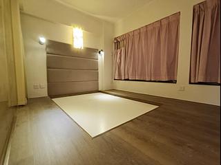 Causeway Bay - Malahon Apartments 02