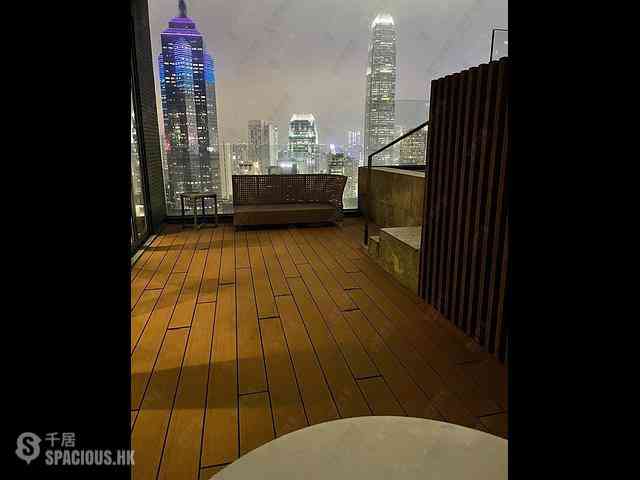 Mid Levels Central - Gramercy 02