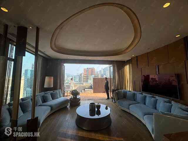 Mid Levels Central - Gramercy 04