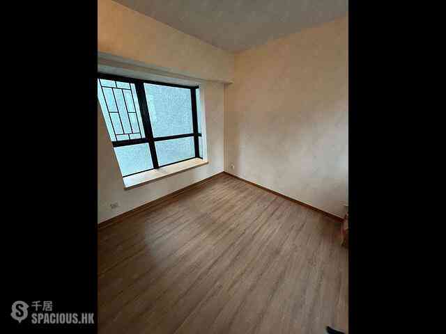 Mid Levels West - Wilton Place 07