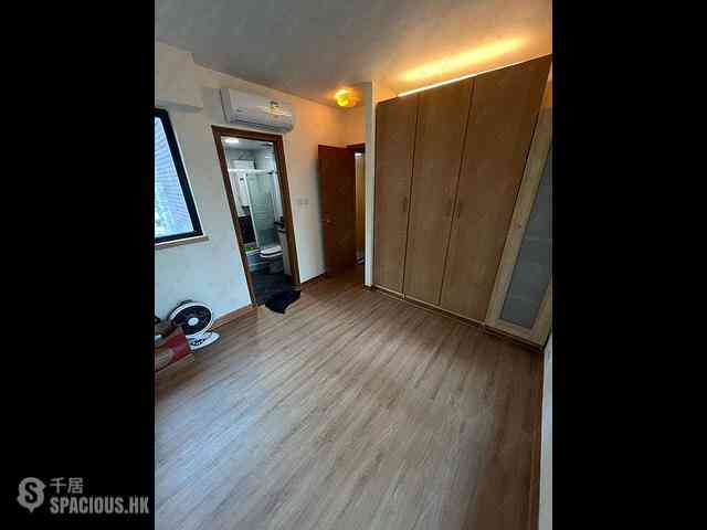 Mid Levels West - Wilton Place 09