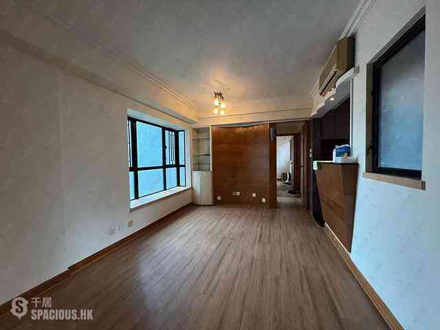 Mid Levels West - Wilton Place 11