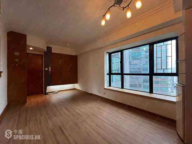 Mid Levels West - Wilton Place 12