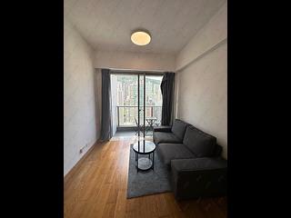 Sai Ying Pun - Island Crest Block 1 02