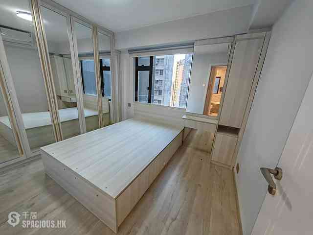 Mid Levels Central - Green Field Court 06