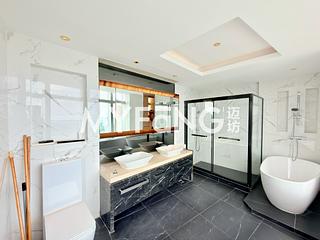 Wong Chuk Hang - Marinella 13