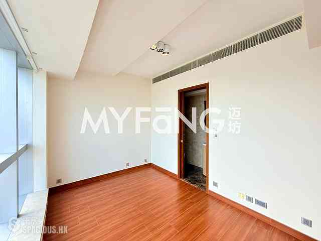 Wong Chuk Hang - Marinella 18