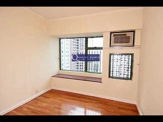 Mid Levels Central - Robinson Place Block 2 05