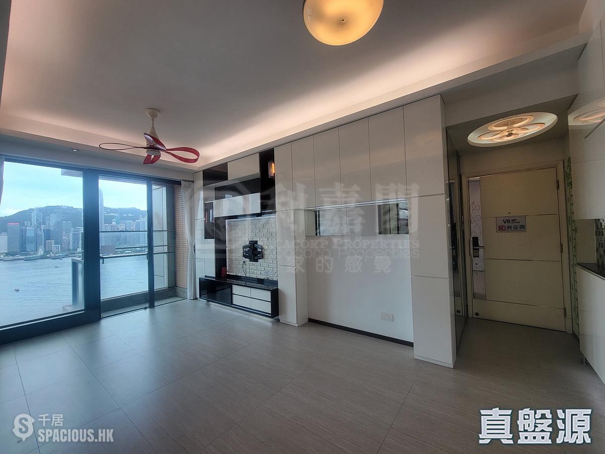 West Kowloon - The Arch Sky Tower (Block 1) 01