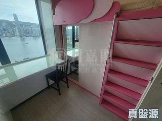 West Kowloon - The Arch Sky Tower (Block 1) 03