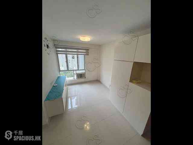 Quarry Bay - Nan Fung Sun Chuen Block 7 03