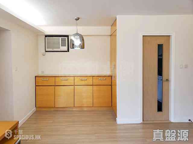 Quarry Bay - Kornhill Block P 11