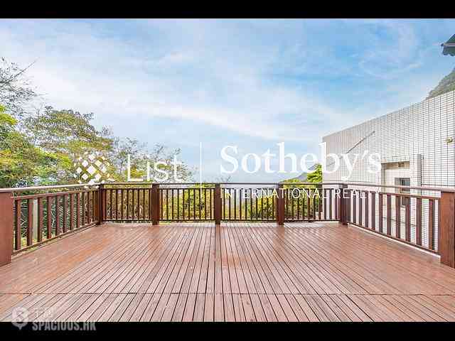 The Peak - Mount Austin Estate 04