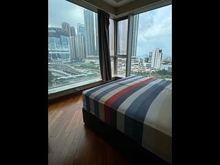 Yau Ma Tei - The Coronation Tower 3 06