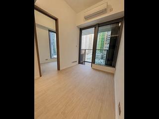 Sai Ying Pun - Des Voeux W Residence 02