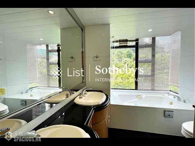 Mid Levels Central - Fairlane Tower 07