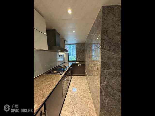 Wong Chuk Hang - The Southside Phase 3B Blue Coast Tower 1B 04