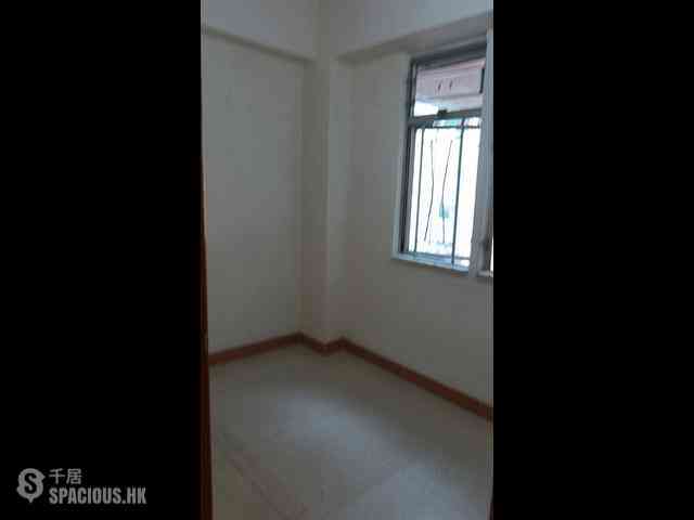 Sheung Wan - Nam Pak Hong Building 02