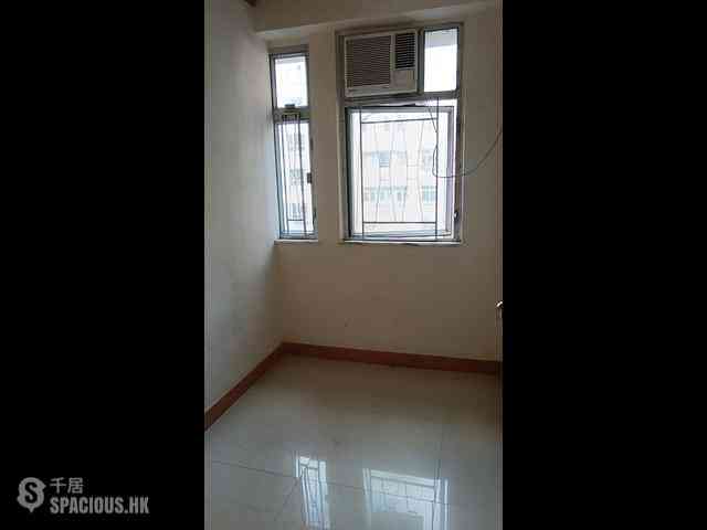Sheung Wan - Nam Pak Hong Building 03