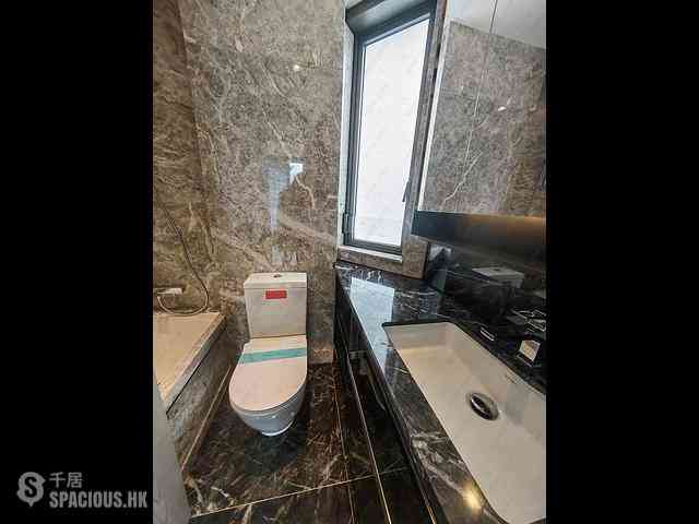 Wong Chuk Hang - The Southside Phase 3C Blue Coast II Tower 5 04