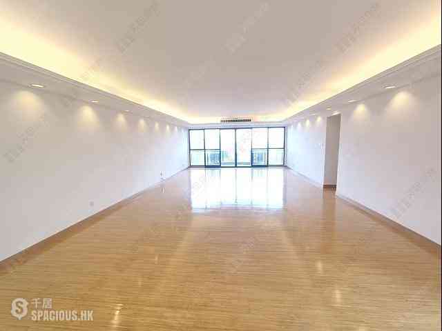 Mid Levels Central - Clovelly Court 01