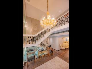 The Peak - Kellett View Town Houses 03