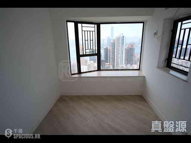 Mid Levels West - Euston Court Block 1 05