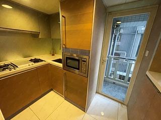Soho - Centrestage Block 2 05