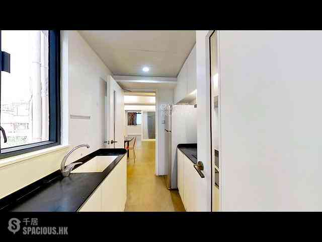 Wan Chai - The Mount 17