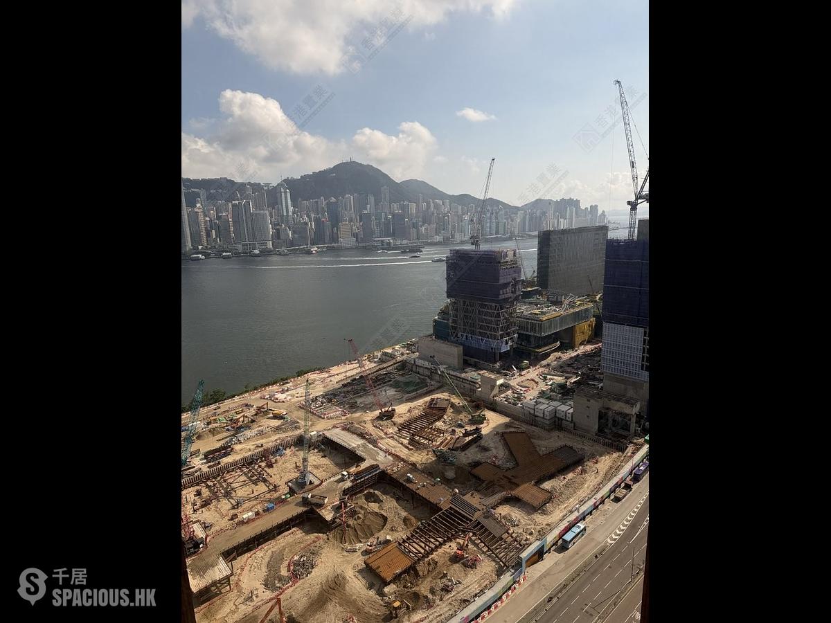 West Kowloon - The Arch Sun Tower (Block 1A) 01