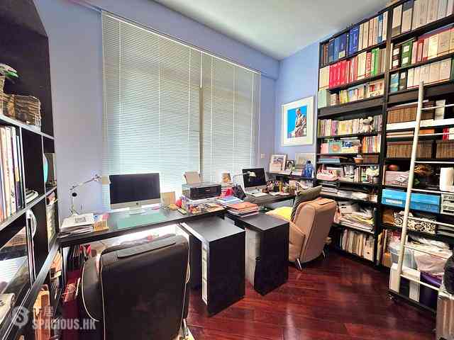 Tung Chung - Coastal Skyline Phase 2 Le Bleu 10