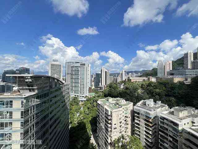 Mid Levels Central - Birchwood Place 03