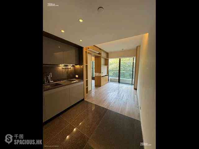跑马地 - Eight Kwai Fong Happy Valley 01