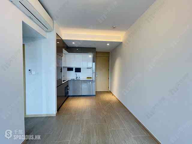 Wong Chuk Hang - The Southside Phase 2 La Marina 02
