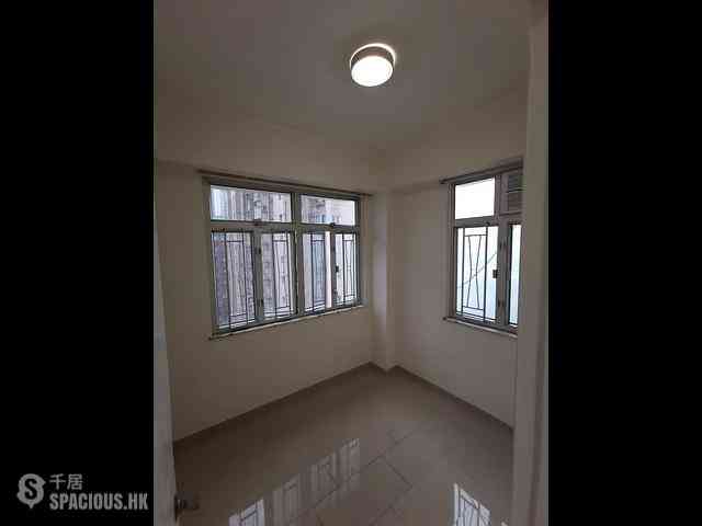 Shek Tong Tsui - Belcher Court 03