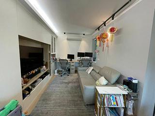 Wan Chai - Royal Court 06